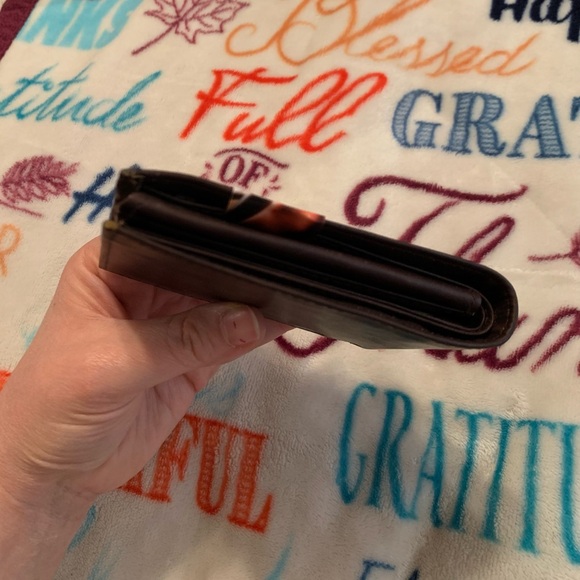 AG Men's Brown 100% Genuine Leather Wallet - Picture 11 of 12